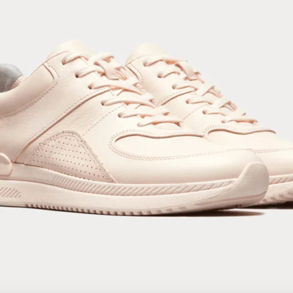 Everlane Trainer Leather Sneaker
Off White / Blush Pink
